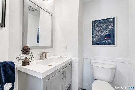 8 Park Place Groton CT 06355