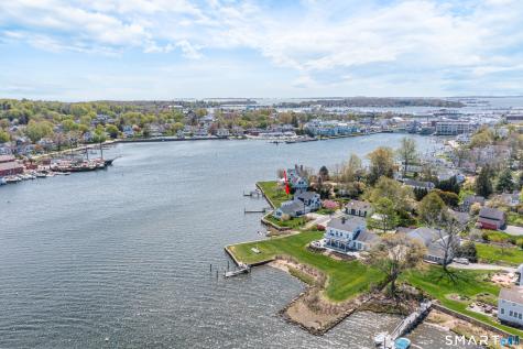 8 Park Place Groton CT 06355
