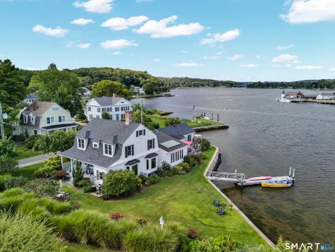8 Park Place Groton CT 06355