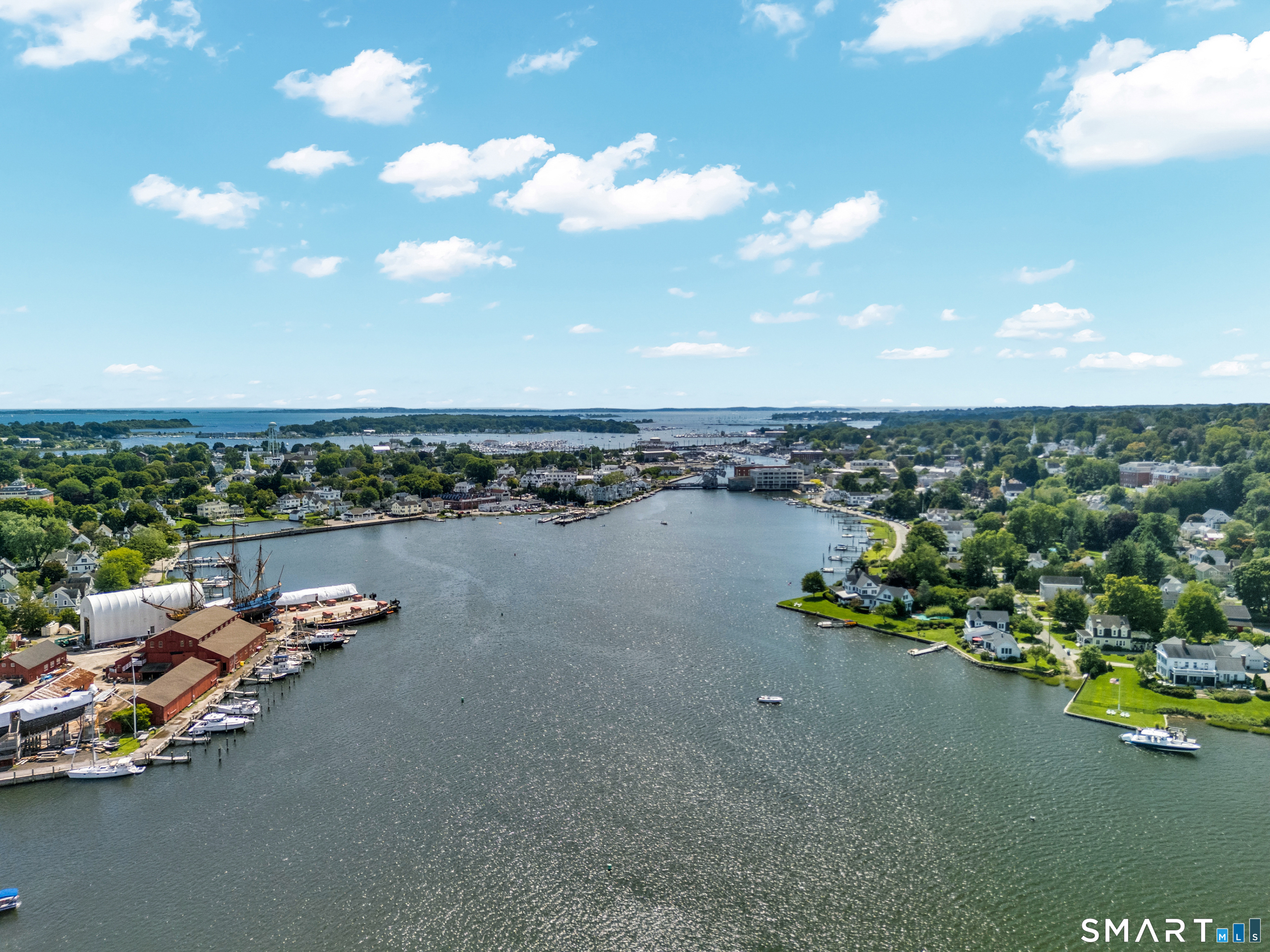 8 Park Place Groton CT 06355