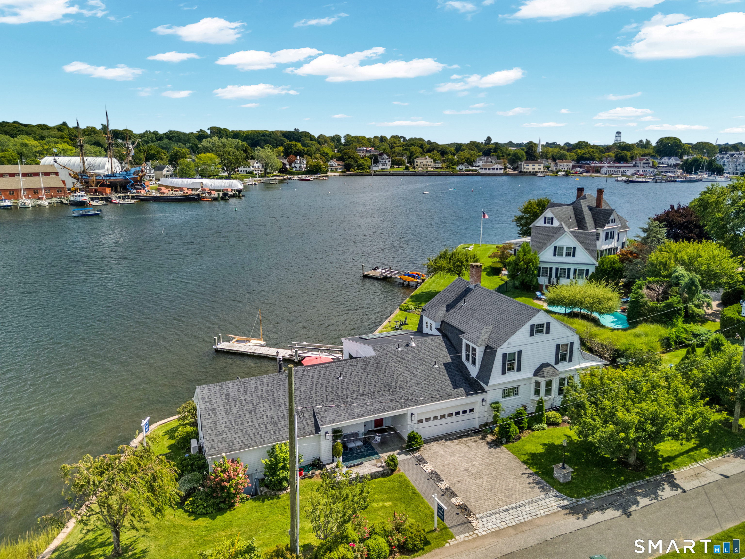 8 Park Place Groton CT 06355