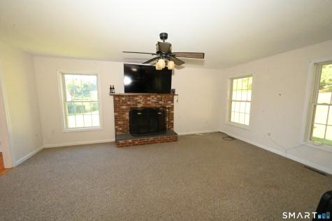 680 Totoket Road North Branford CT 06472