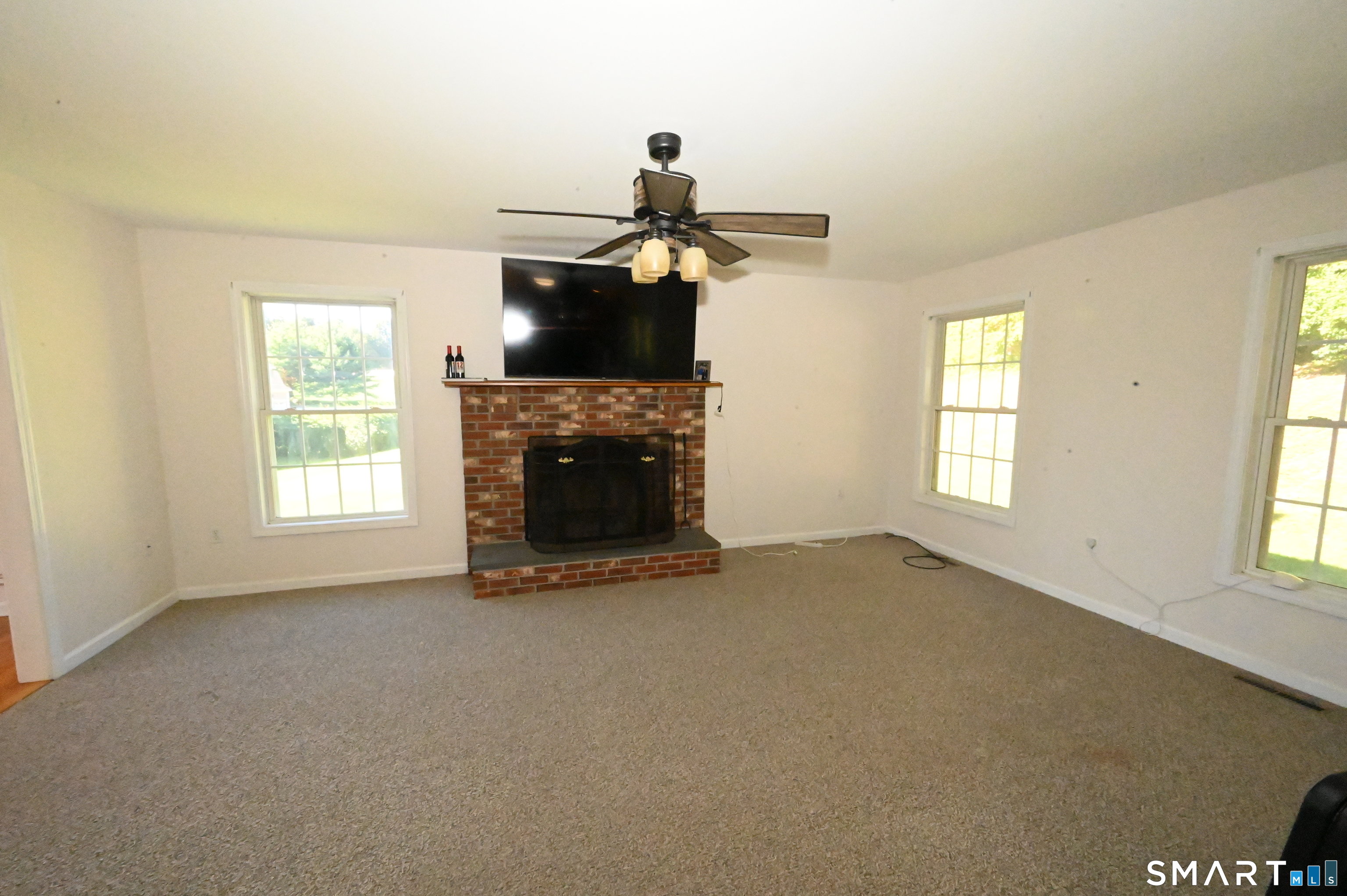 680 Totoket Road North Branford CT 06472