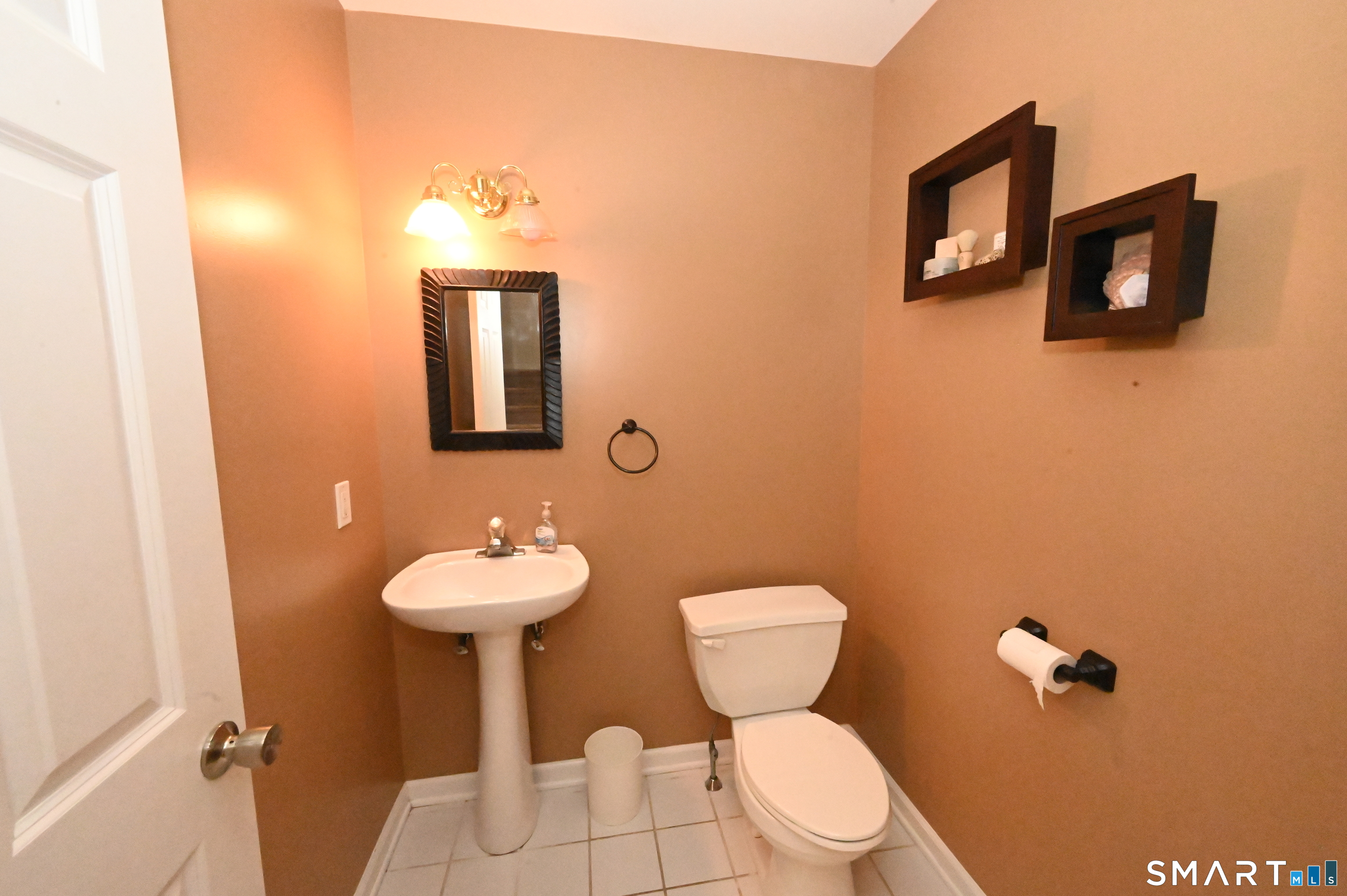 680 Totoket Road North Branford CT 06472