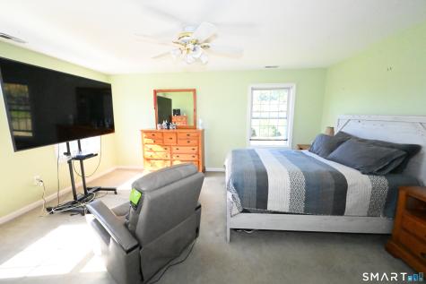 680 Totoket Road North Branford CT 06472