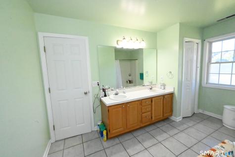 680 Totoket Road North Branford CT 06472