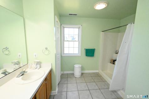 680 Totoket Road North Branford CT 06472