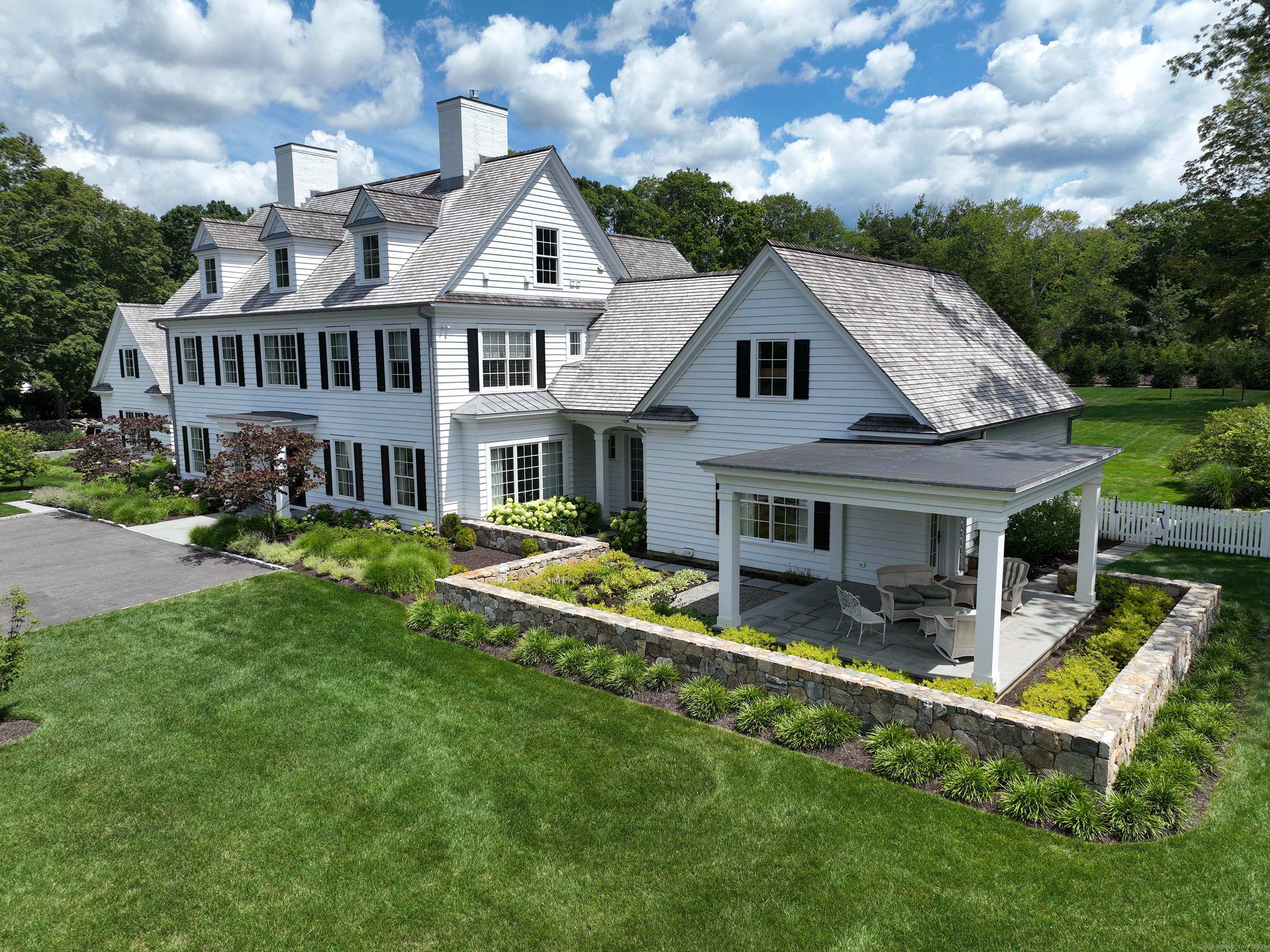 688 Hulls Farm Road Fairfield CT 06890