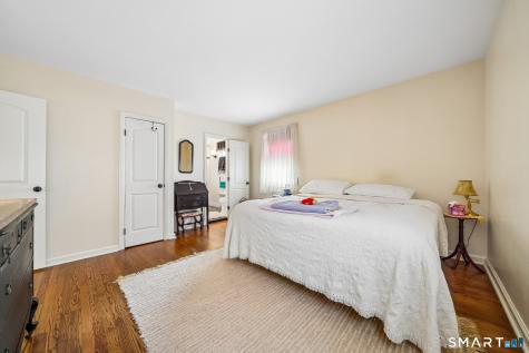 1432 Riverbank Road Stamford CT 06903