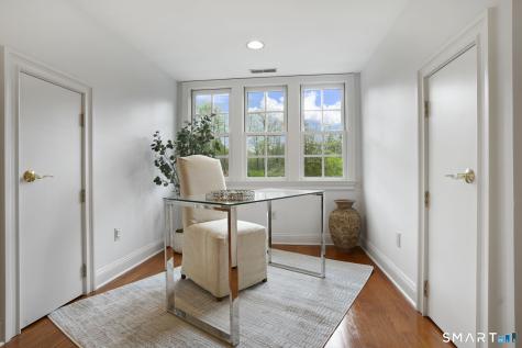 46 Sherwood Road Easton CT 06612