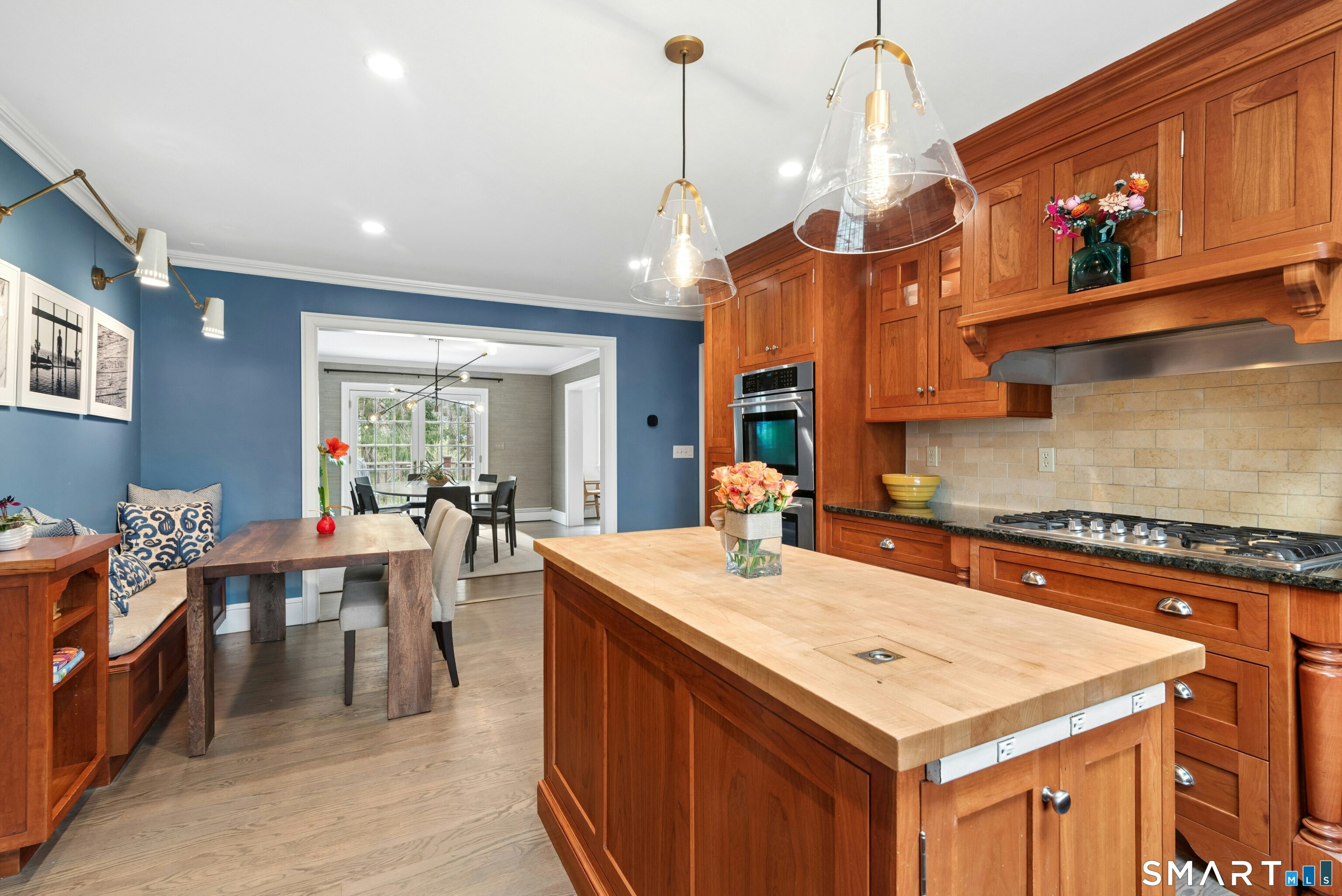 15 Queens Lane Darien CT 06820