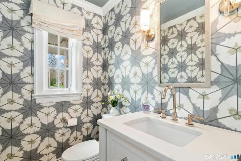 15 Queens Lane Darien CT 06820