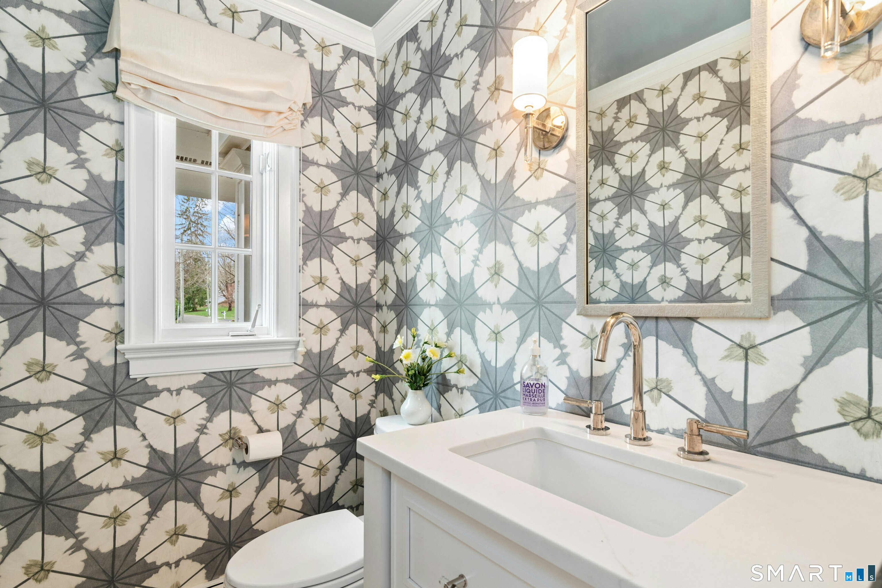 15 Queens Lane Darien CT 06820