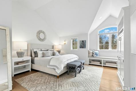 15 Queens Lane Darien CT 06820