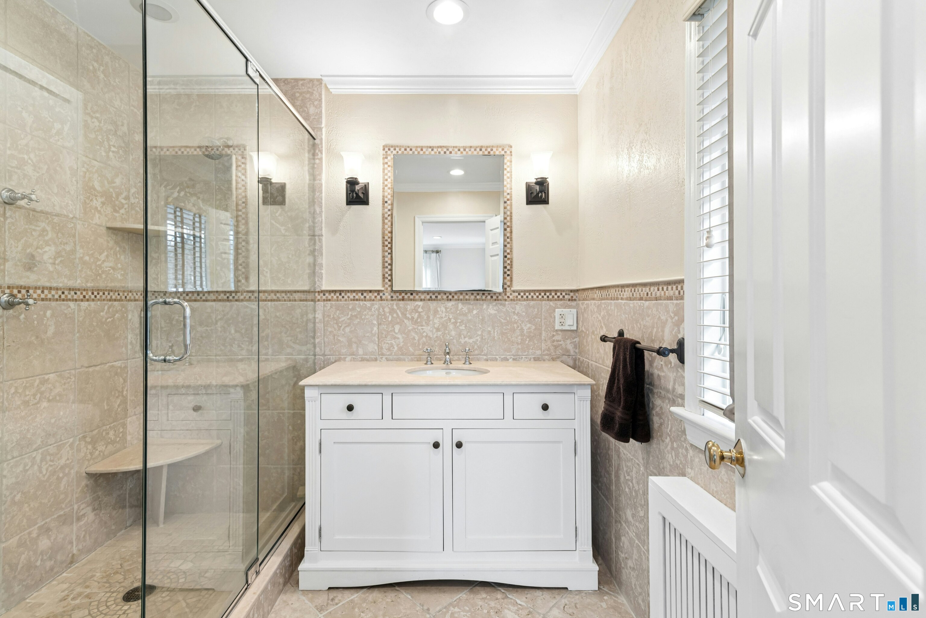 15 Queens Lane Darien CT 06820