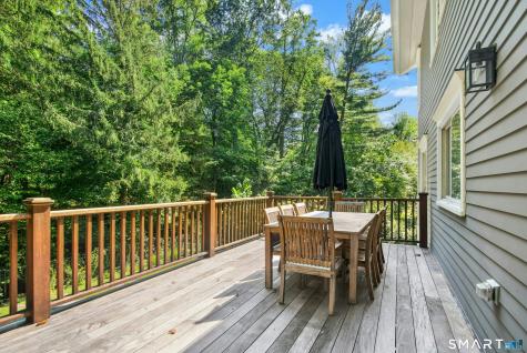 15 Queens Lane Darien CT 06820
