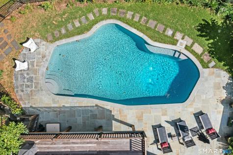 15 Queens Lane Darien CT 06820