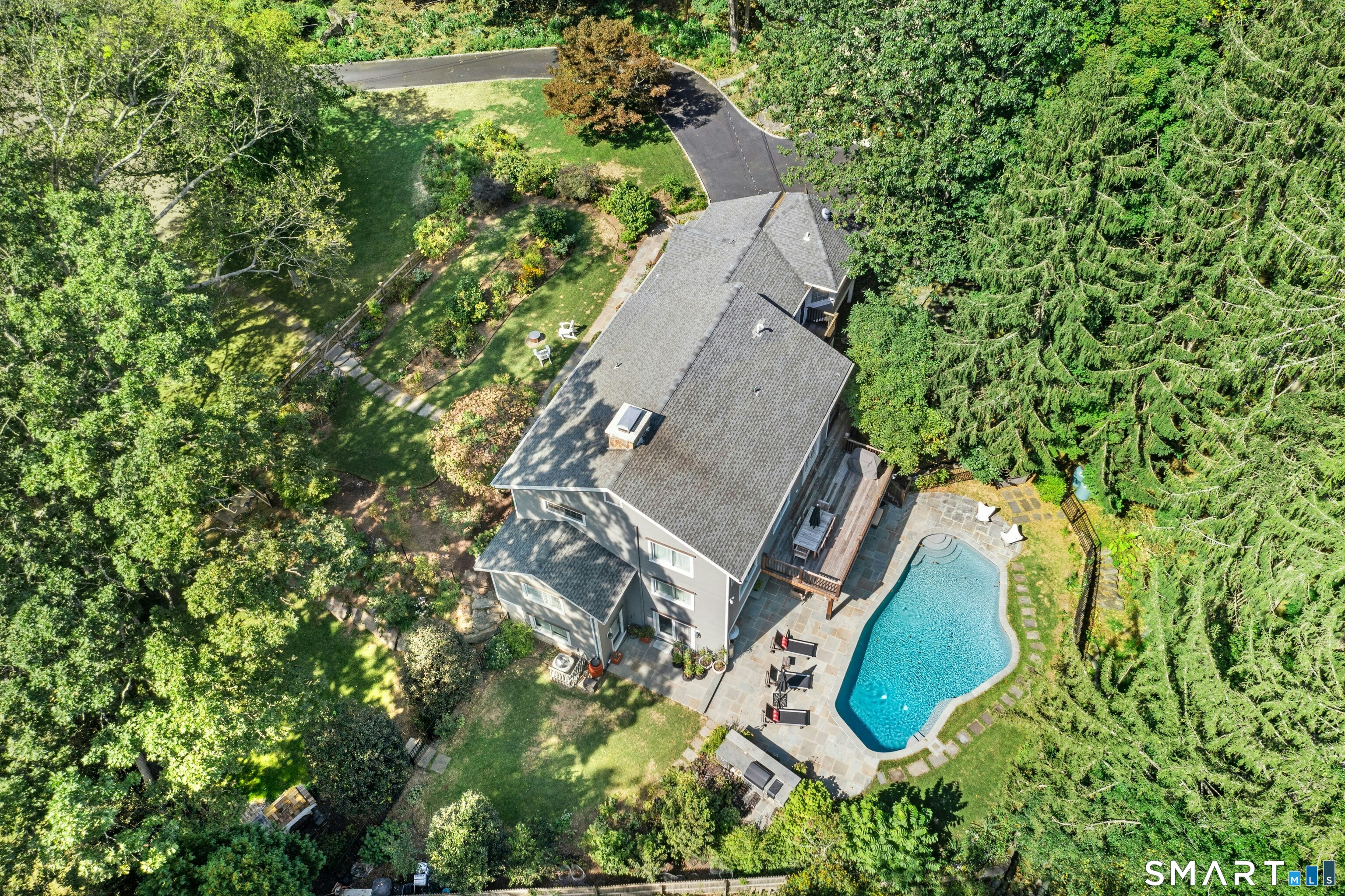 15 Queens Lane Darien CT 06820