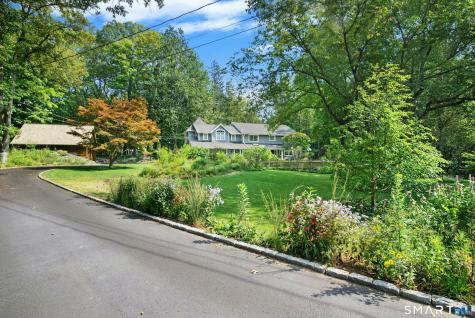 15 Queens Lane Darien CT 06820