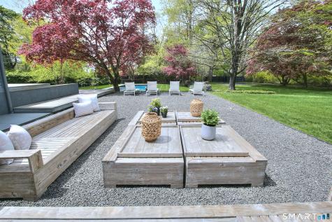 123 Cross Highway Westport CT 06880