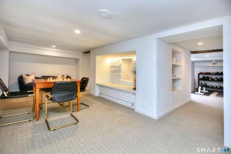 123 Cross Highway Westport CT 06880