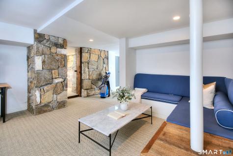 123 Cross Highway Westport CT 06880