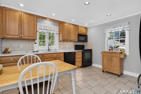 35 Highlawn Road Fairfield CT 06824
