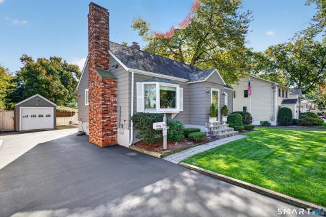 35 Highlawn Road Fairfield CT 06824