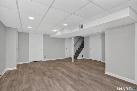 35 Highlawn Road Fairfield CT 06824