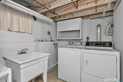 35 Highlawn Road Fairfield CT 06824
