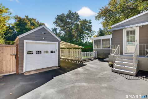 35 Highlawn Road Fairfield CT 06824