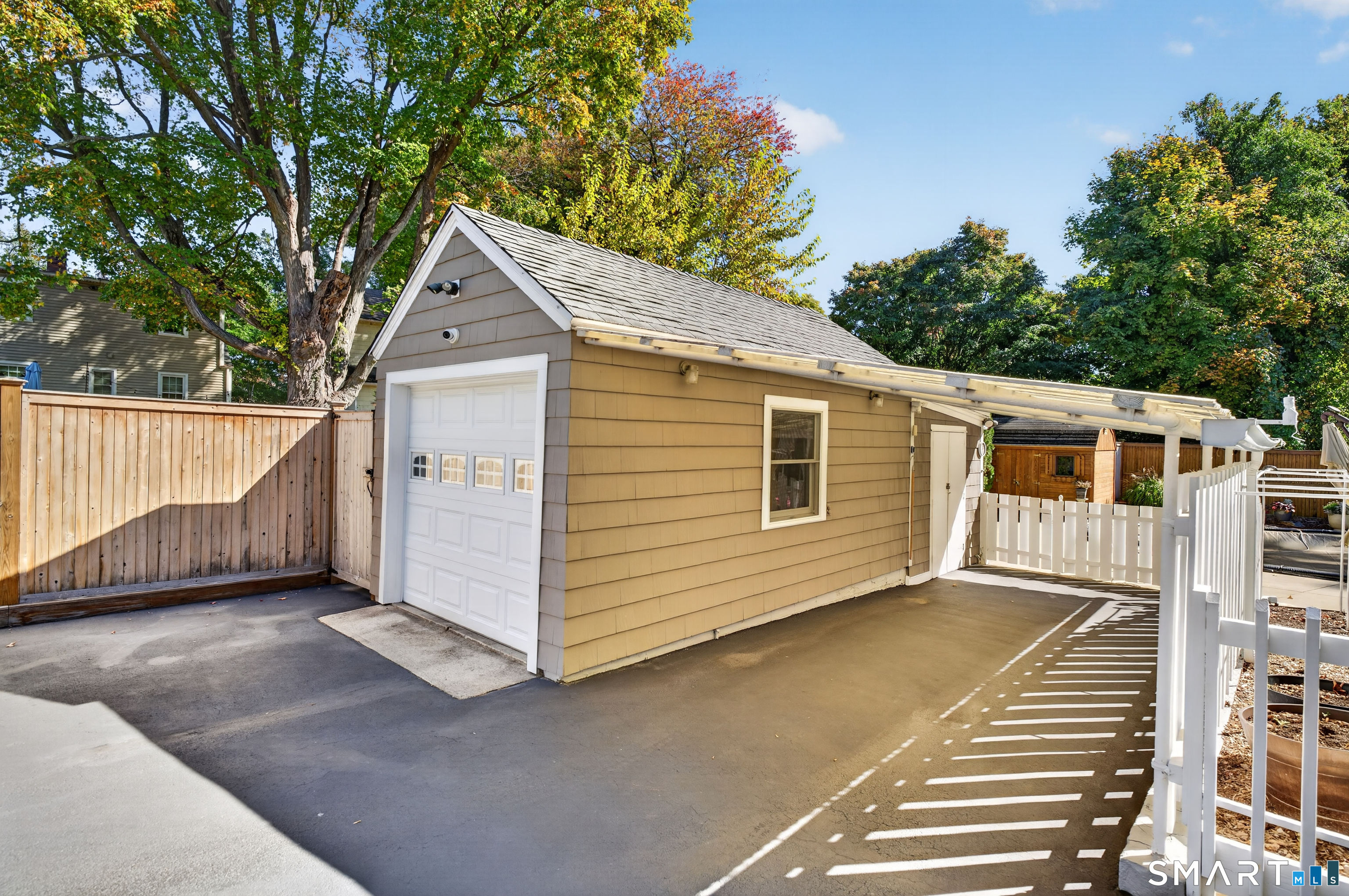 35 Highlawn Road Fairfield CT 06824