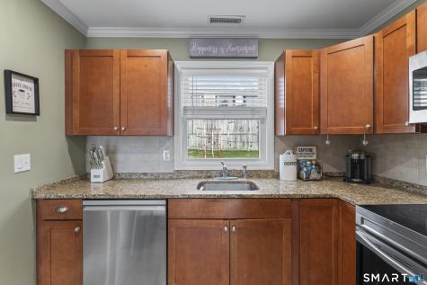 16 Curtis Avenue New Fairfield CT 06812