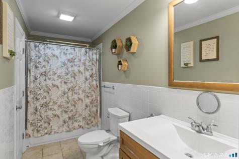 16 Curtis Avenue New Fairfield CT 06812