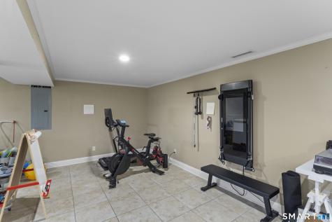 16 Curtis Avenue New Fairfield CT 06812