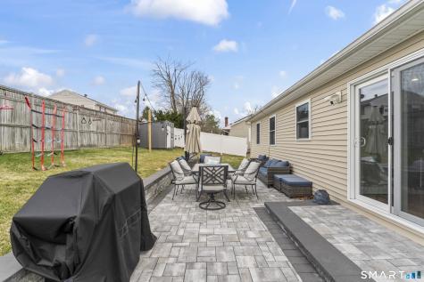 16 Curtis Avenue New Fairfield CT 06812