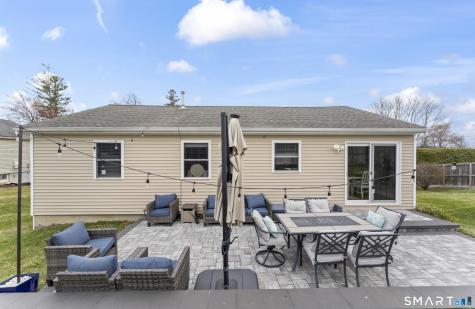 16 Curtis Avenue New Fairfield CT 06812