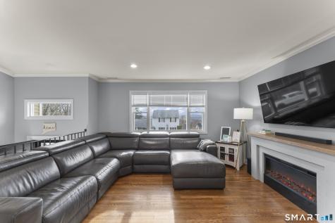 16 Curtis Avenue New Fairfield CT 06812