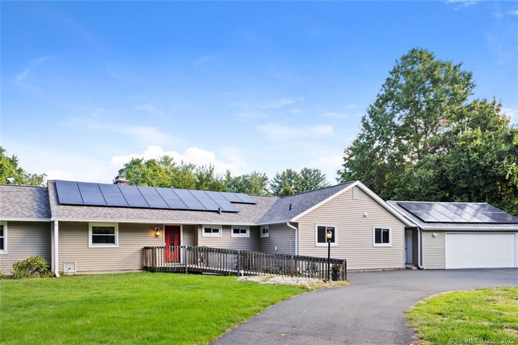 25 Oak Lane Bloomfield CT 06002