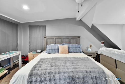 15 Corona Drive Milford CT 06460