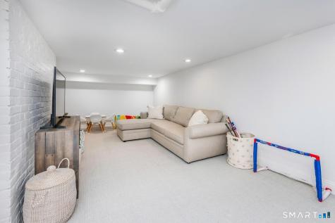 5 Birch Road Darien CT 06820