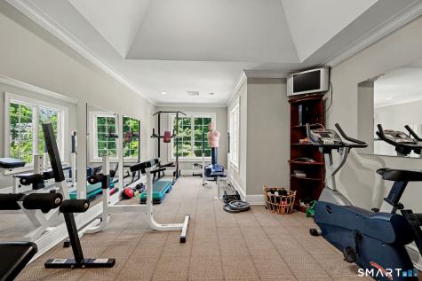 21 Compo Parkway Westport CT 06880