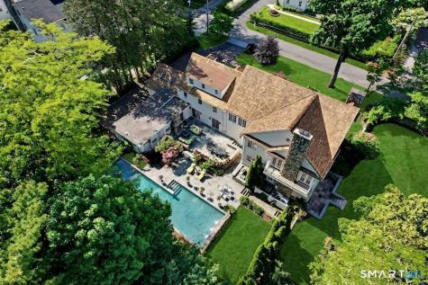 21 Compo Parkway Westport CT 06880