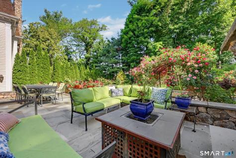 21 Compo Parkway Westport CT 06880