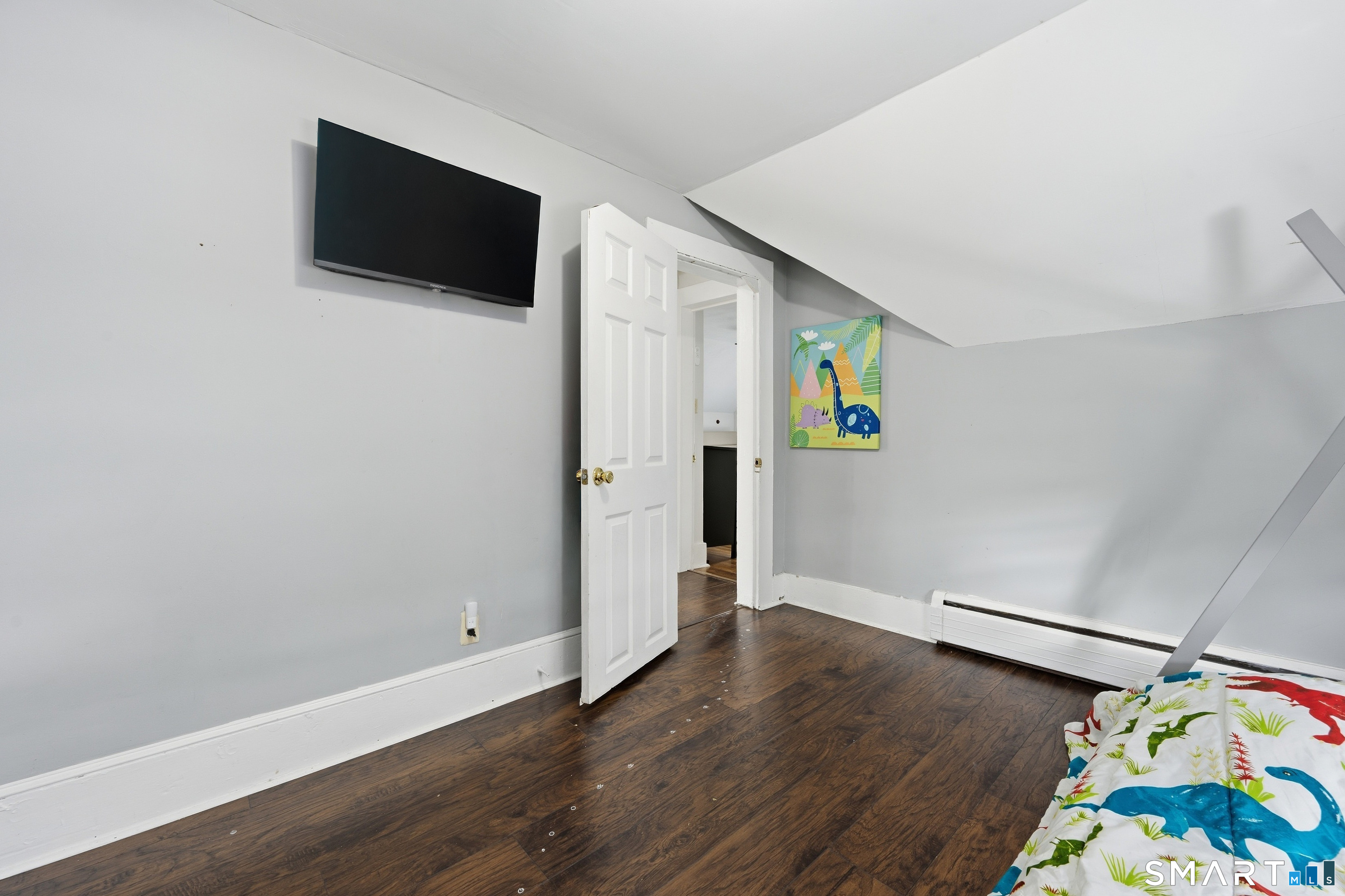 25 Dwight Street Bristol CT 06010