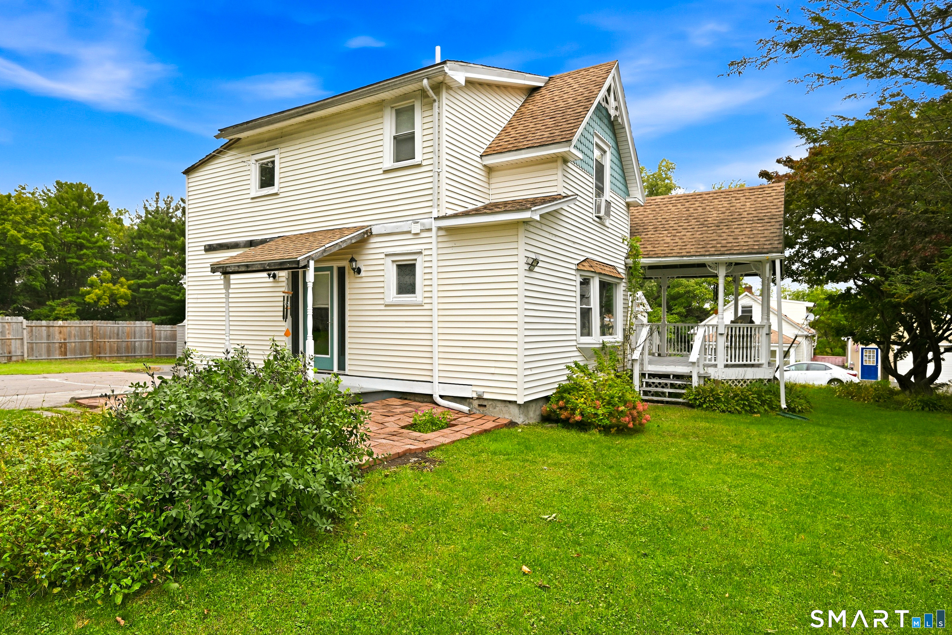 25 Dwight Street Bristol CT 06010