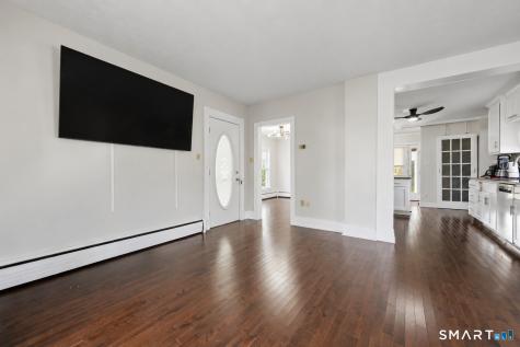 25 Dwight Street Bristol CT 06010