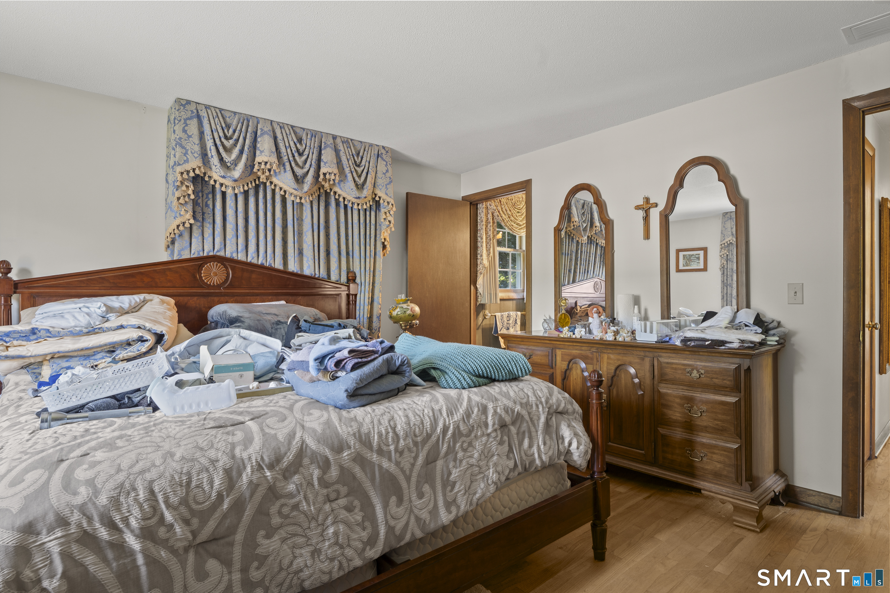 6 Wilton Road Southington CT 06489