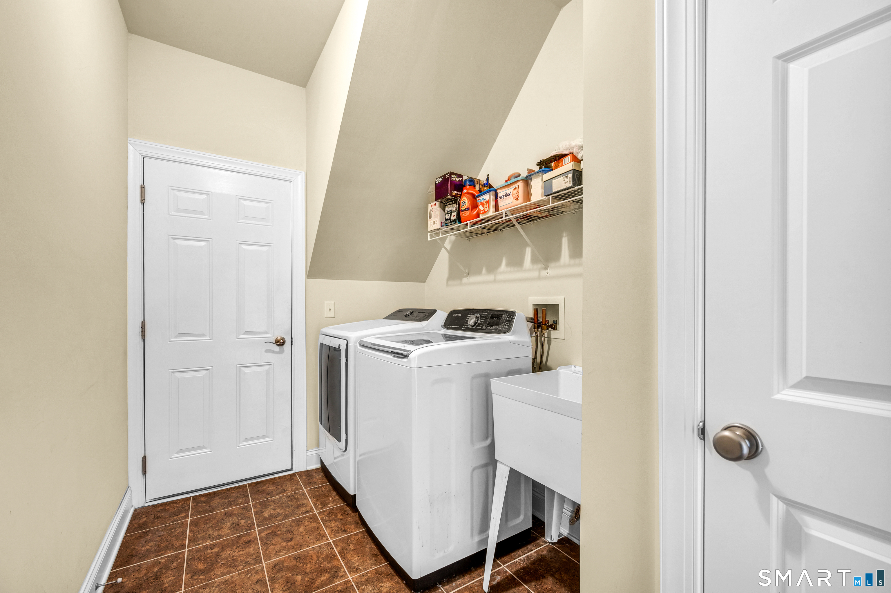 284 Northington Drive Avon CT 06001
