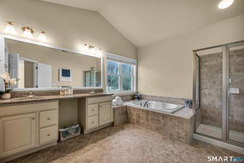 284 Northington Drive Avon CT 06001